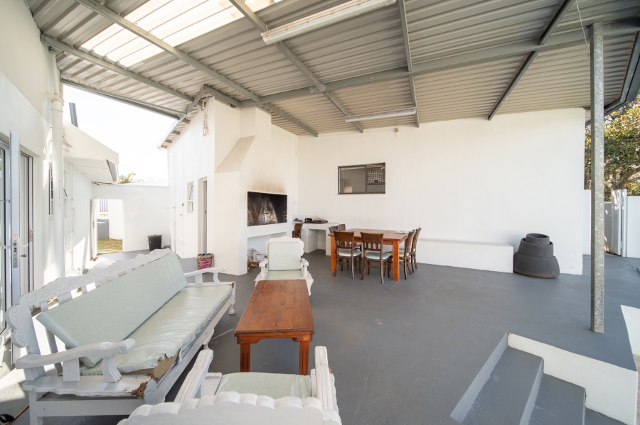 5 Bedroom Property for Sale in Nahoon Eastern Cape
